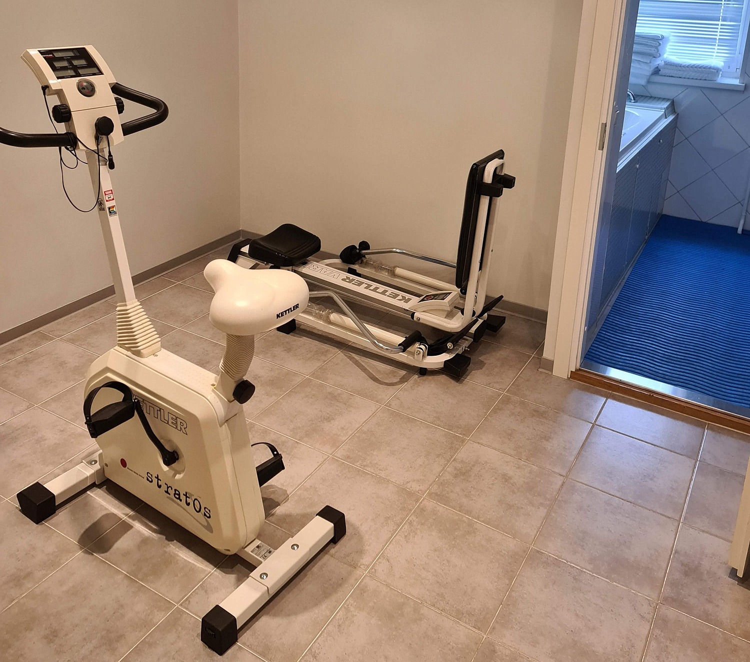 Забронировать апартаменты в отеле в Санкт-Петербурге